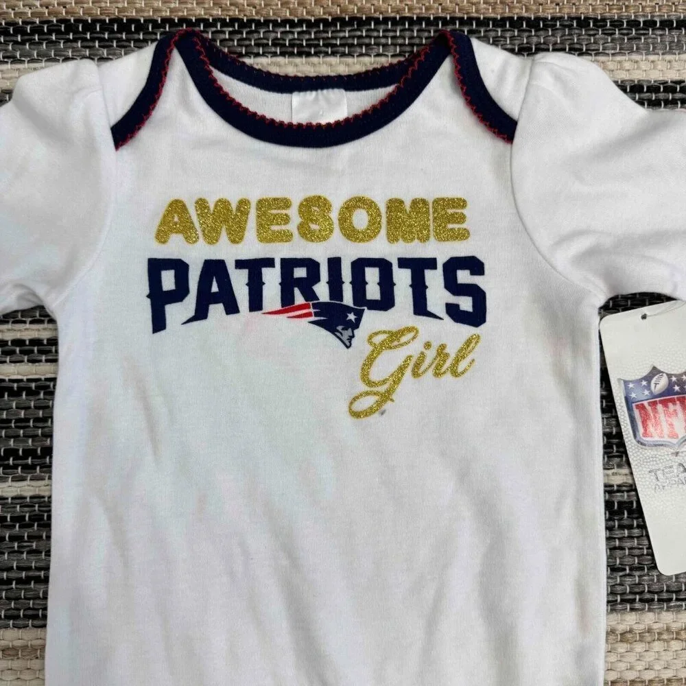 NFL Team Apparel Baby Bodysuit New England Patriots Long Sleeve White Size 3/6